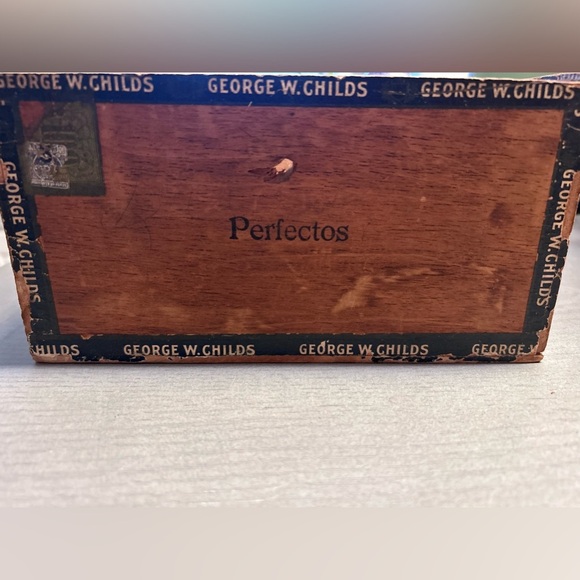 Vintage George W Child's Wooden Cigar Box 2 for 5¢ Factory 117 S.C. Collectors‎ - Picture 15 of 16